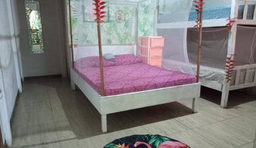 Quadruple Room with Private Bathroom