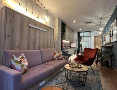 One-Bedroom Apartment