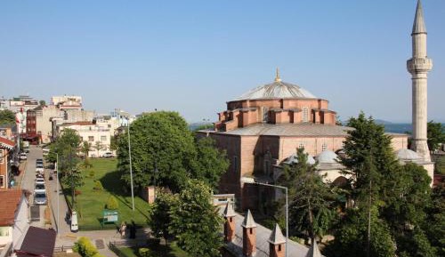 Two-Bedroom Deluxe Apartment