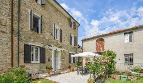 Three-Bedroom Holiday Home 