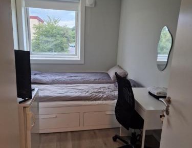 Standard Double Room with Shared Bathroom