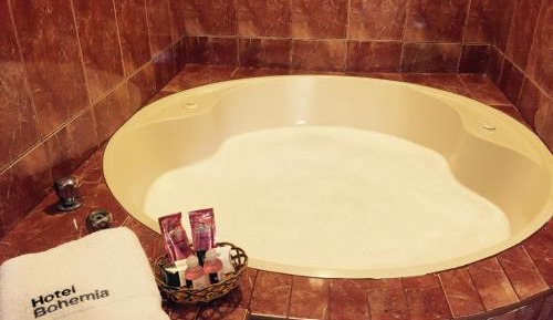Double Room with Spa Bath