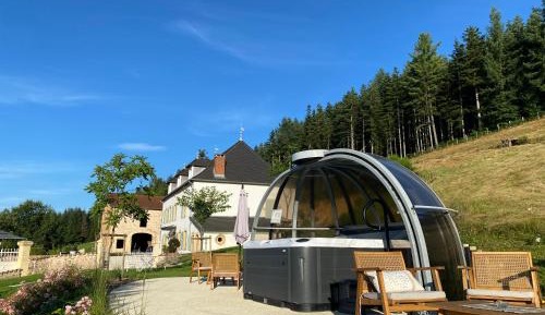 Double or Twin Room with Private Bathroom