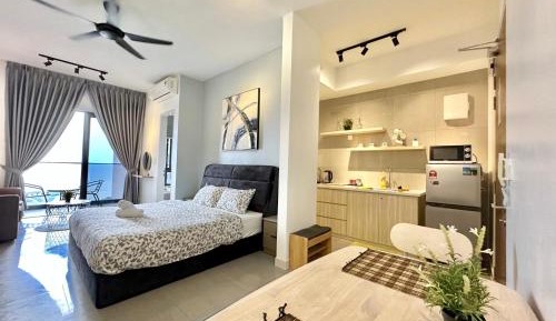 Studio with Sea View