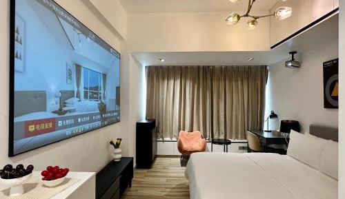 Deluxe Double Room with Shower