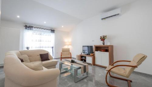Six-Bedroom Holiday Home