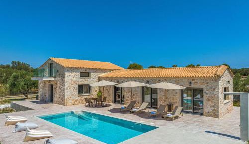 Villa with Private Pool