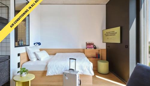 Design Apartment with AC