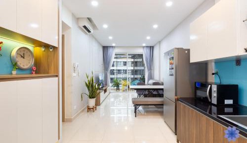 Apartment with Pool View 