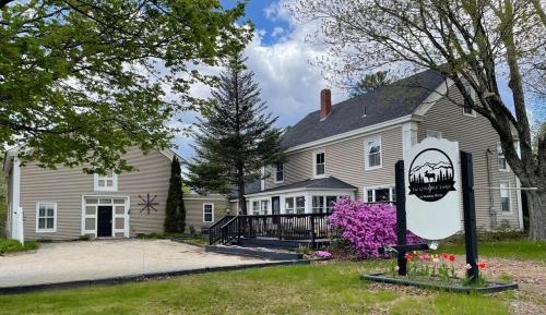 Eight-Bedroom House