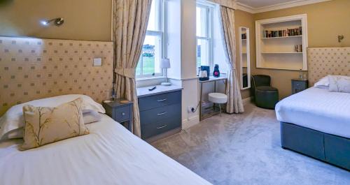 Twin Room with View