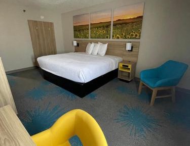 King Room - Non-Smoking