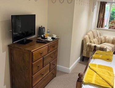 Double Room with Private Bathroom