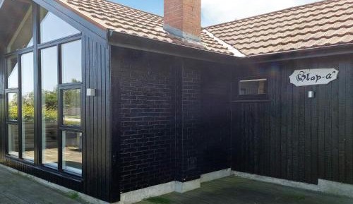 Two-Bedroom Holiday Home