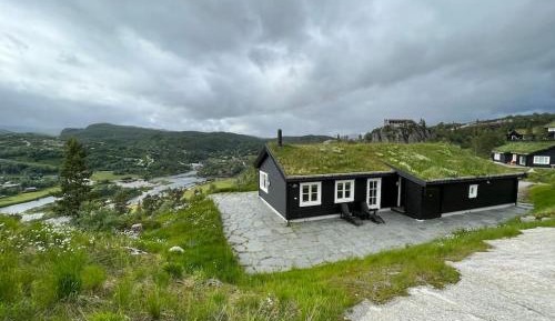 Four-Bedroom Holiday Home
