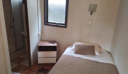 Standard Single Room with Shower