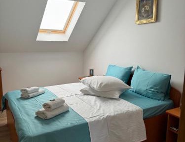 Double or Twin Room - Attic