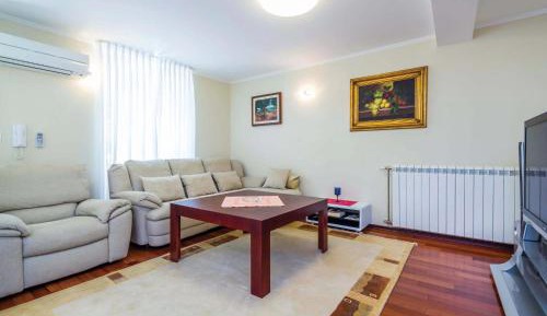 Four-Bedroom Holiday Home