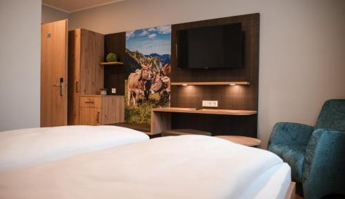 Double Room with Private Bathroom