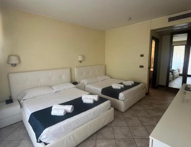 Quadruple Room with Two Double Beds - Ground Floor