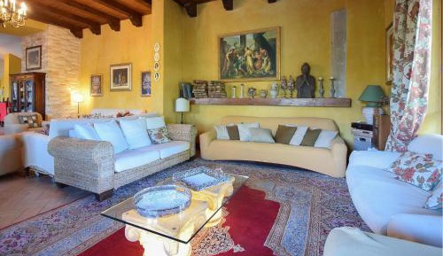 Five-Bedroom Holiday Home