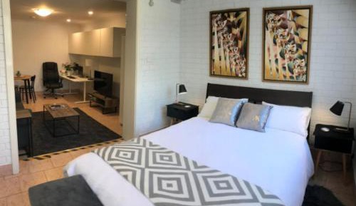 One-Bedroom House