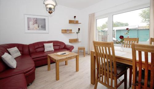 Deluxe Bungalow with Garden View