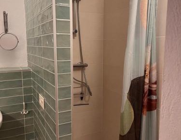 Apartment with Mountain View