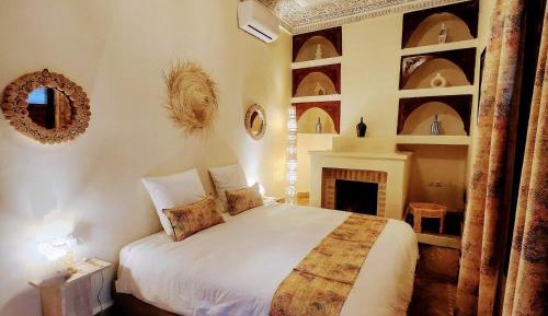 Deluxe Double or Twin Room with Pool View
