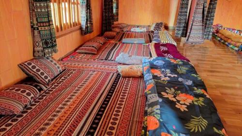 Bunk Bed in Mixed Dormitory Room