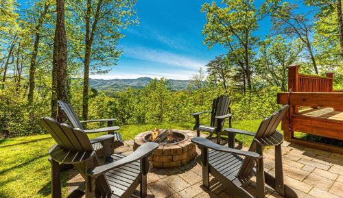 Two-Bedroom Holiday Home