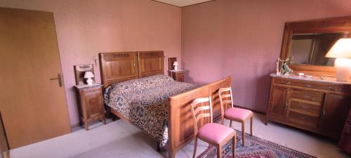 Double Room with Private Bathroom