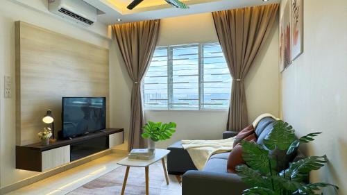 Three-Bedroom Apartment with Park View