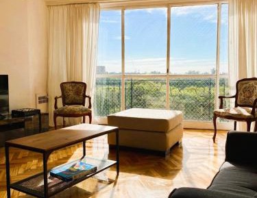 Apartment with Park View