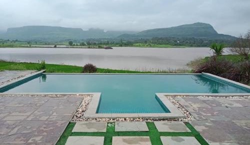 Premium Quadruple Room