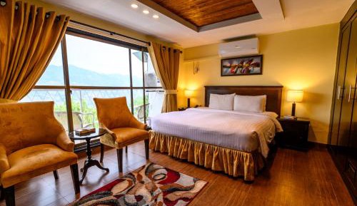 Double Room with Mountain View