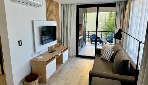 Superior One-Bedroom Apartment