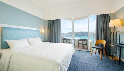 Staycation Offer - Ocean View Room with Breakfast and Set Dinner