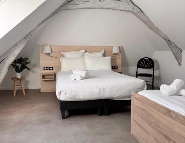 Standard Family Room