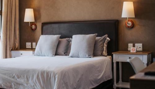 Premium Queen Room