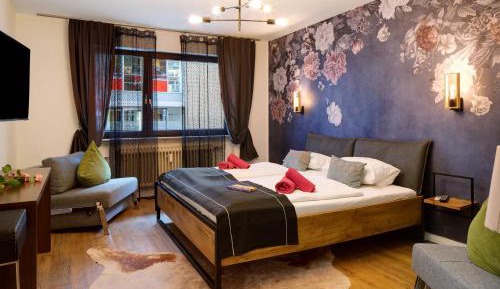 Superior One-Bedroom Apartment