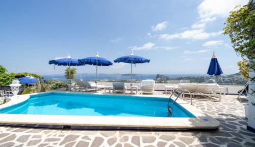 King Room with Spa Bath