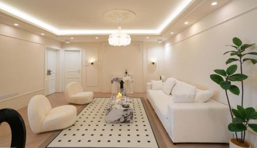 Three-Bedroom Apartment with Harbor View