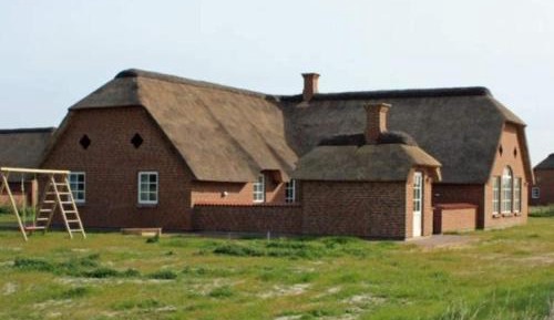 Seven-Bedroom Holiday Home
