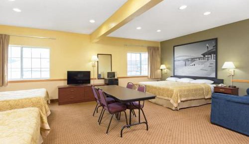 Deluxe Triple Room with Sea View