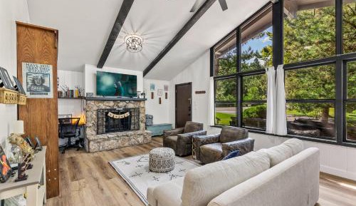 Two-Bedroom Townhouse