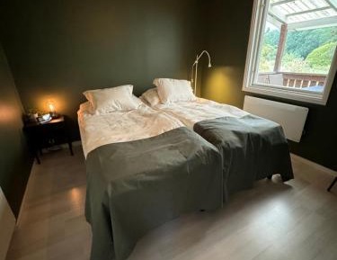 One-Bedroom Apartment with Terrace