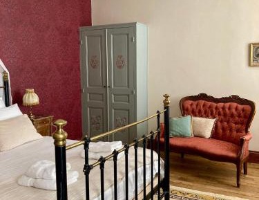 Deluxe Double Room with Bath