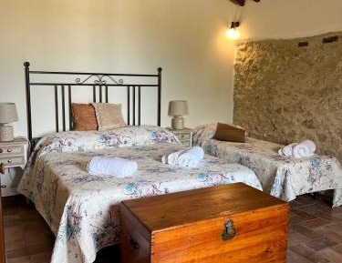 One-Bedroom Apartment with Garden View