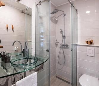 Single Room with Private Bathroom